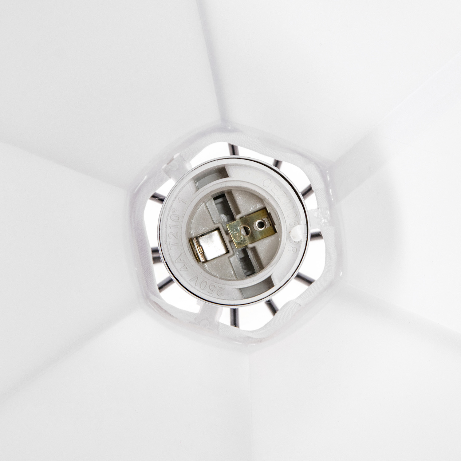 Люстра 02187-0.9-01 Е27 60Вт S=18м2  *1/12