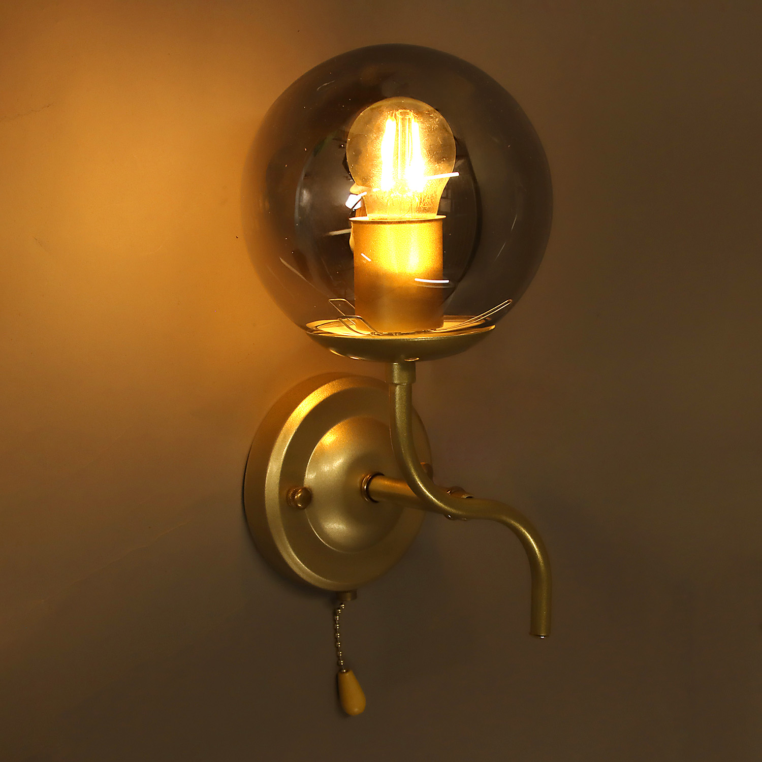 Бра N36363/1W GD 1*40W E27 220V  (l=170, w=170,h=270) VERNER LIGHTING *1