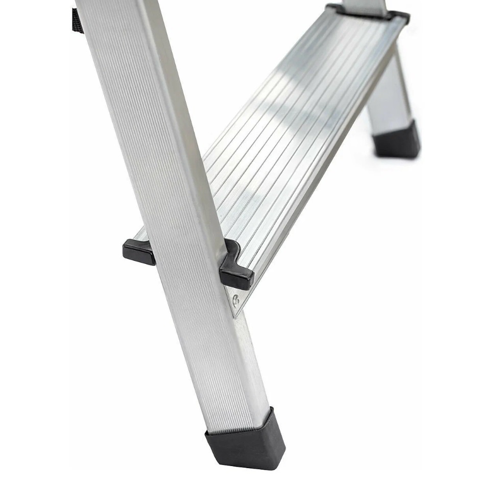 яяяСтремянка алюминиевая 2-х сторонняя 6 ступеней, выс.верхн.пл.1,23м "UFUK AL" 111406 "Perilla" *1