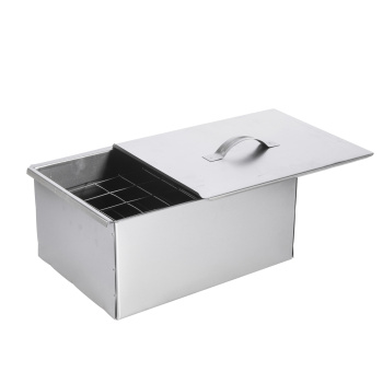 Коптильня BOYSCOUT, 40х28х16 см, 2 яруса Коптильня BOYSCOUT, 40х28х16 см, 2 яруса