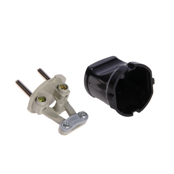 Вилка прямая б/з 6А 250В черная TDM SQ1806-0002 *10/50/500