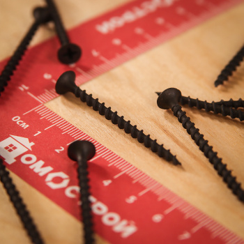 Саморезы по дереву 3.5х51 мм BROZEX, крупная резьба, фосфатированные, 90 шт. Саморезы по дереву 3.5х51 мм BROZEX, крупная резьба, фосфатированные, 90 шт.